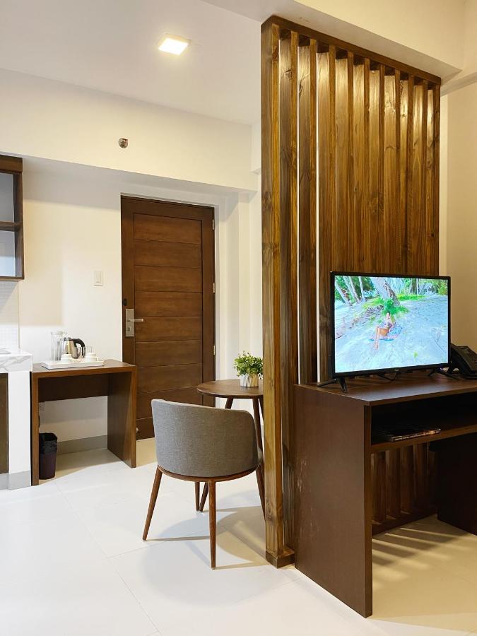 Airo Suites Makati Pasay Dış mekan fotoğraf