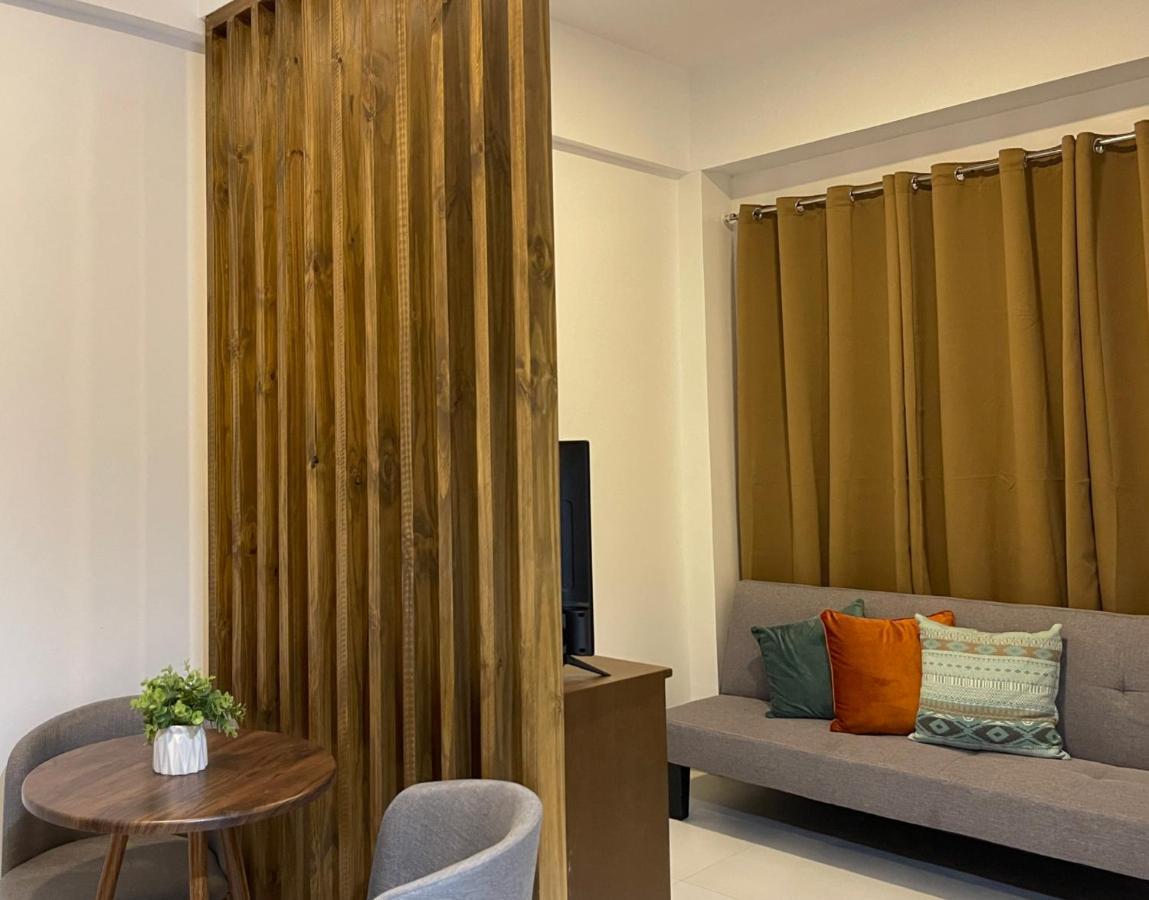 Airo Suites Makati Pasay Dış mekan fotoğraf