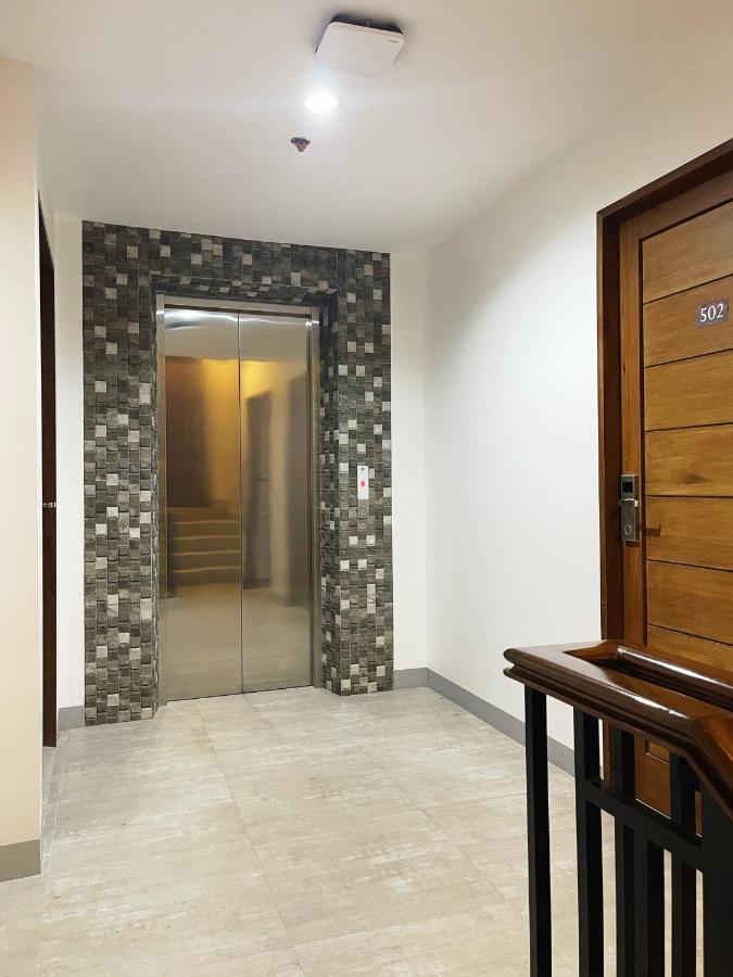 Airo Suites Makati Pasay Dış mekan fotoğraf