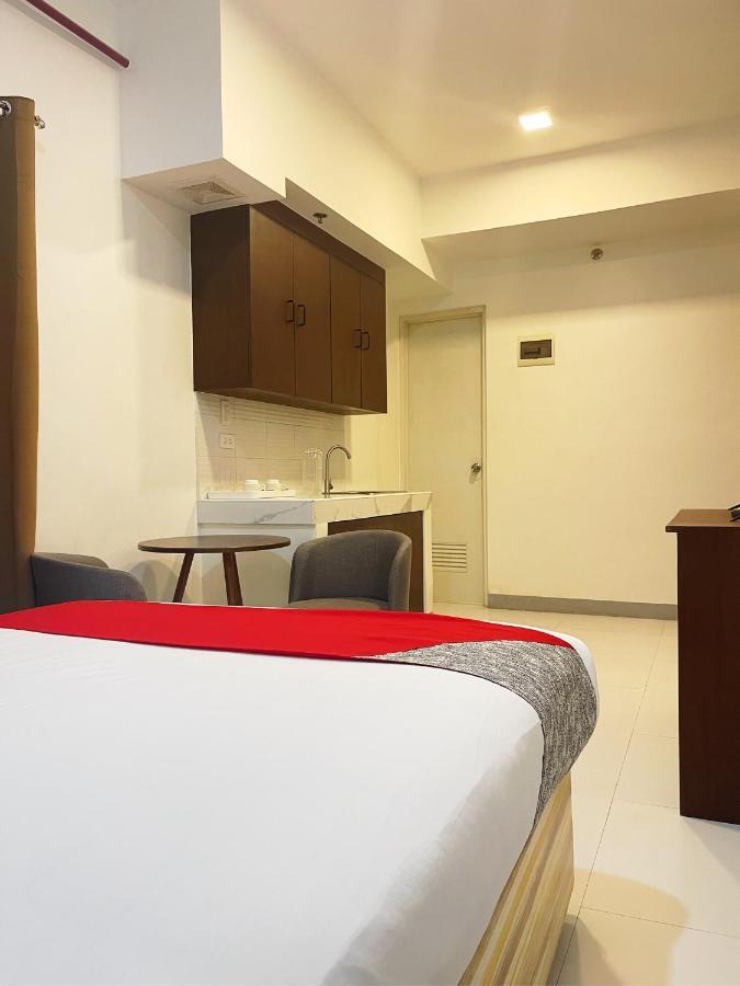 Airo Suites Makati Pasay Dış mekan fotoğraf