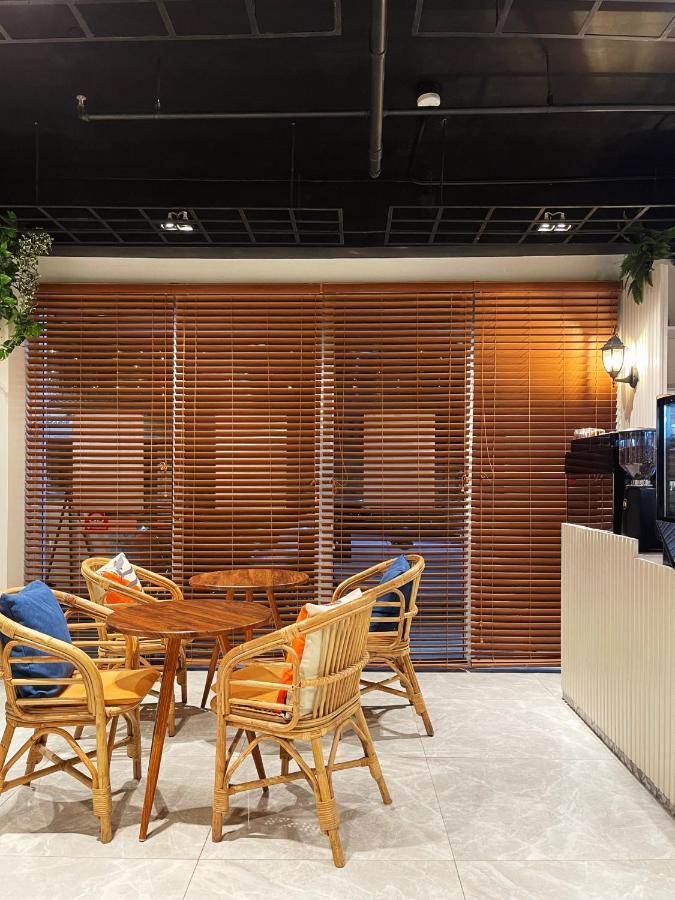 Airo Suites Makati Pasay Dış mekan fotoğraf